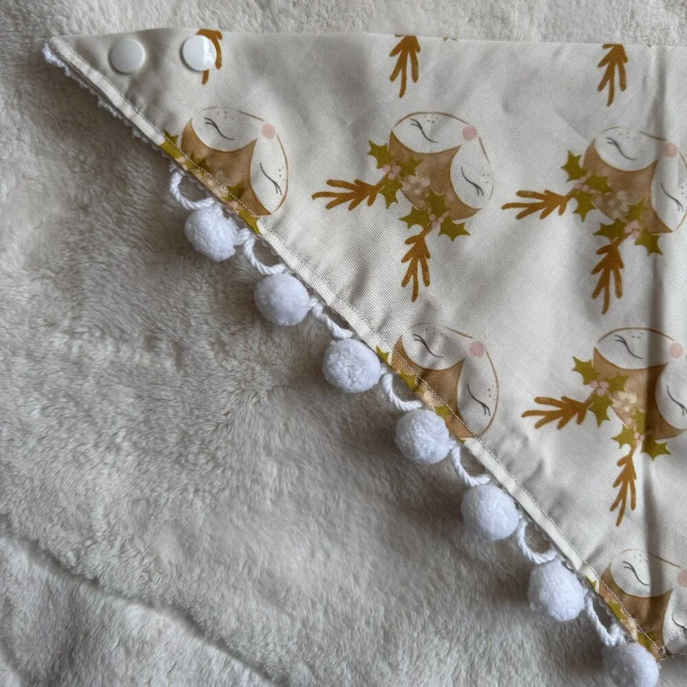 NWT Loic by Design Reindeer Babe Christmas Dog Bandana, White + Tan, Size M